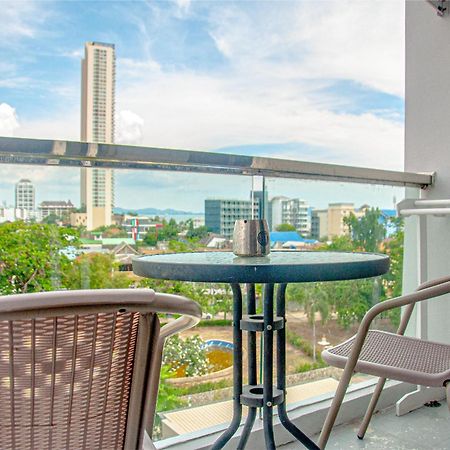 Ht9 Hotel Jomtien Beach Exterior foto
