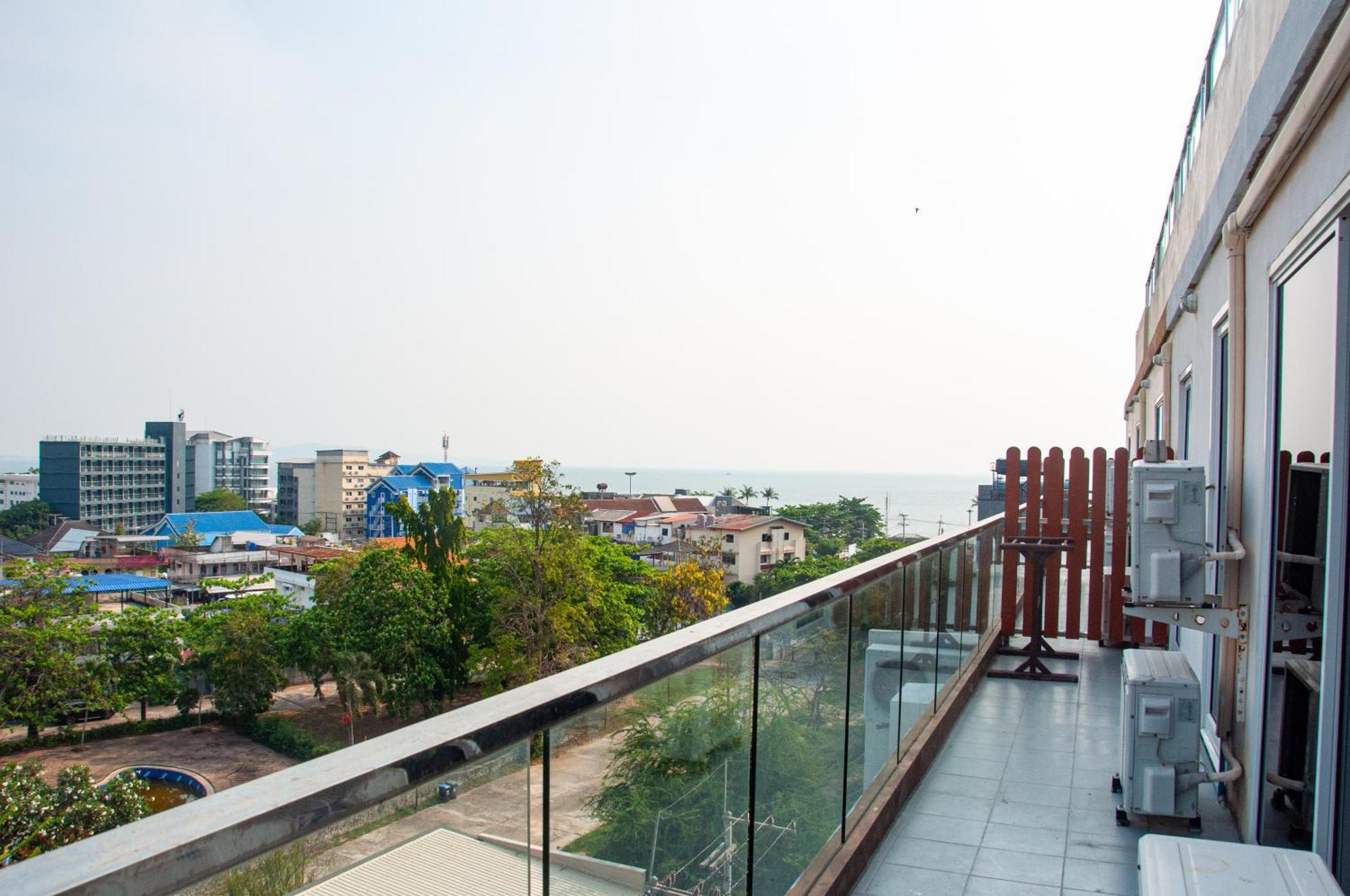 Ht9 Hotel Jomtien Beach Exterior foto